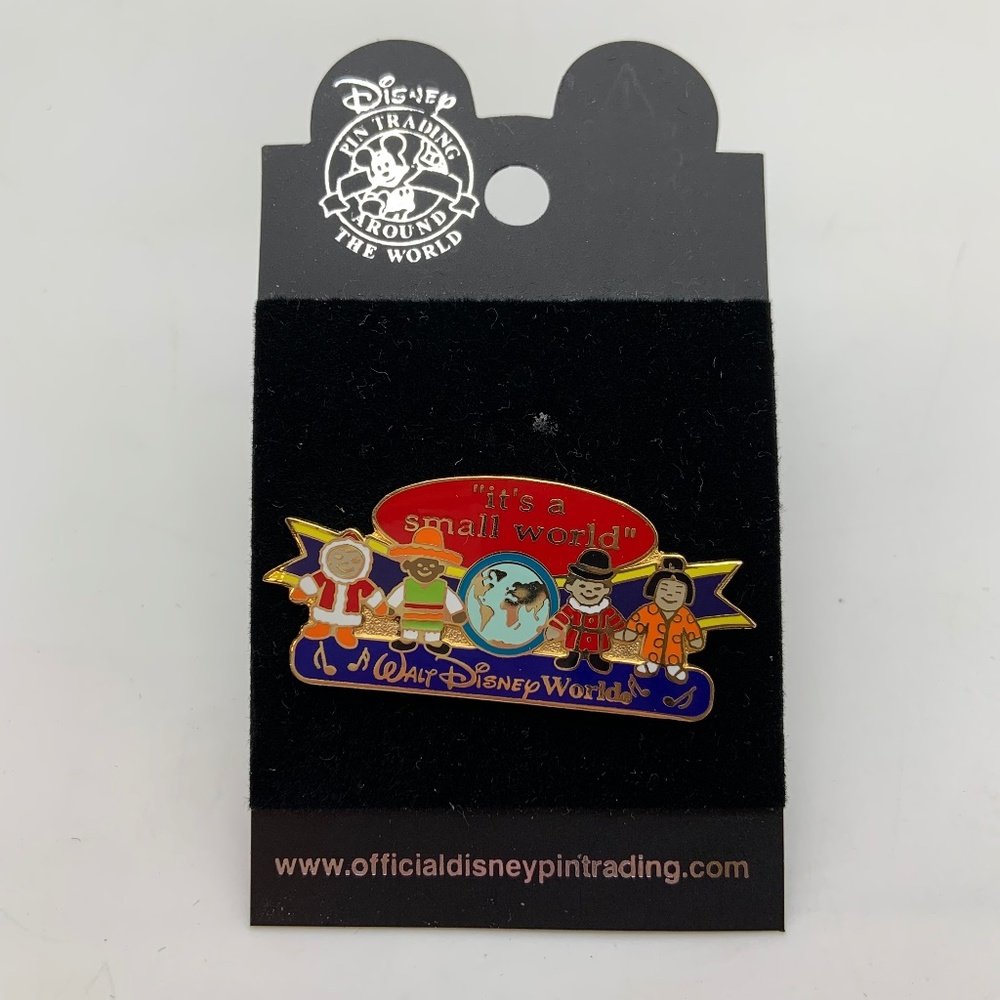 Disney Walt Disney World It's A Small World Ride Pin Trading Collectible Pin